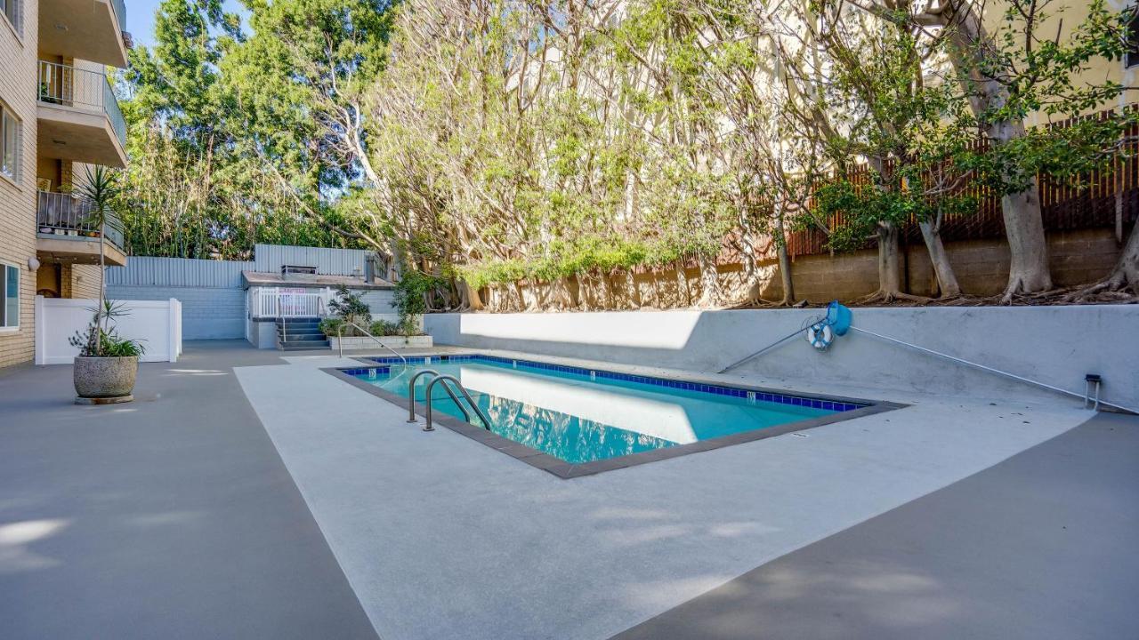 Apartment Hollywood 2 Bedroom Los Angeles